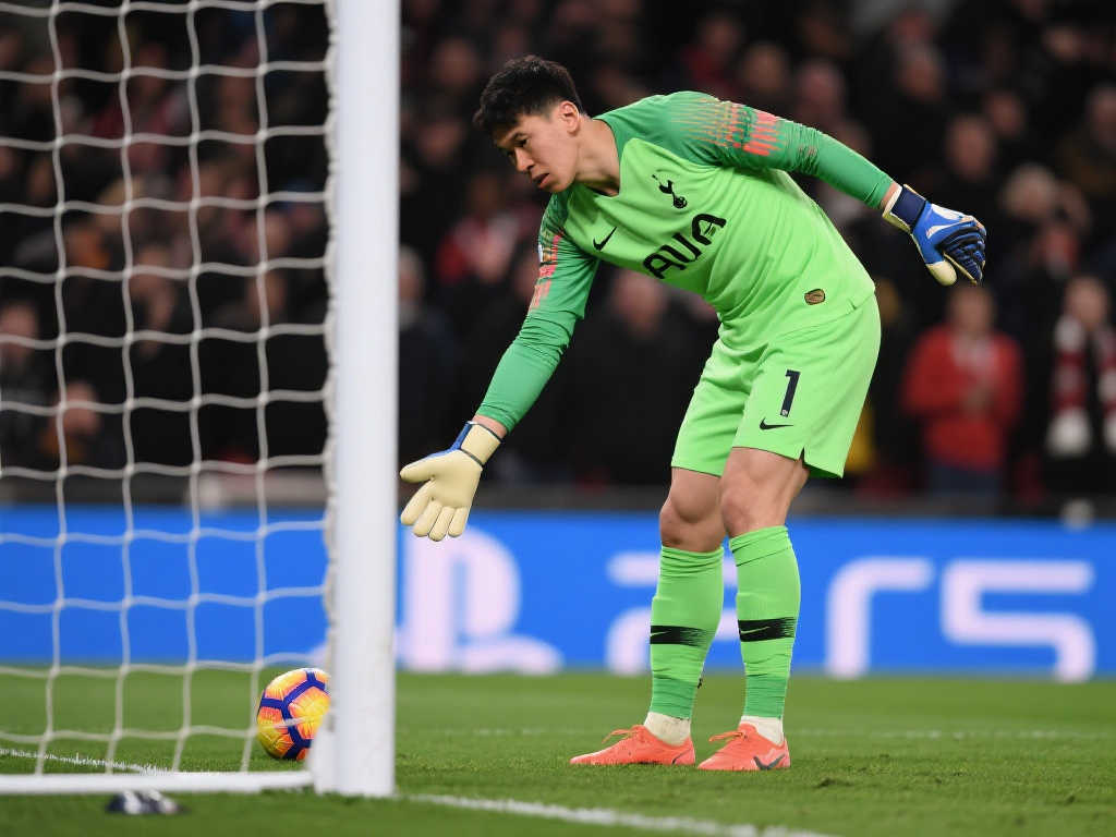 欧冠淘汰巴萨锁定罪魁：又是他！两次失误葬送两球